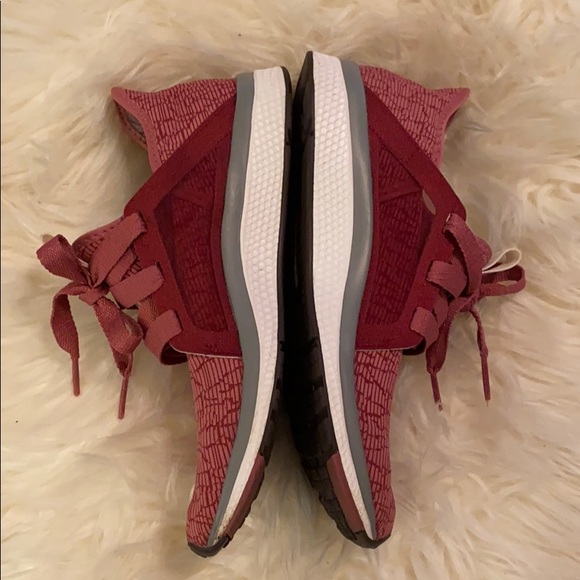 Adidas bounce tennis running shoes - Picture 3 of 10